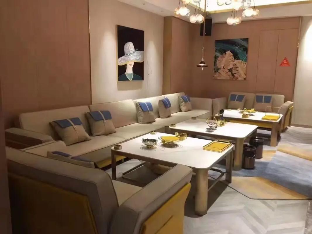 肇庆商务KTV：中低端差异-四会市ktv预定